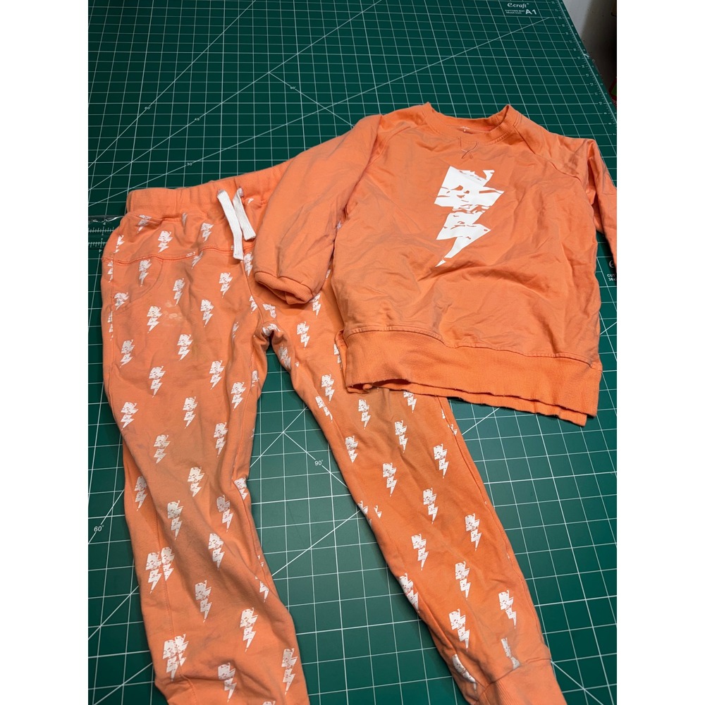 Little Bipsy Collection Kids Peach Orange Lightning Bolt Sweatshirt Jogger Set 9